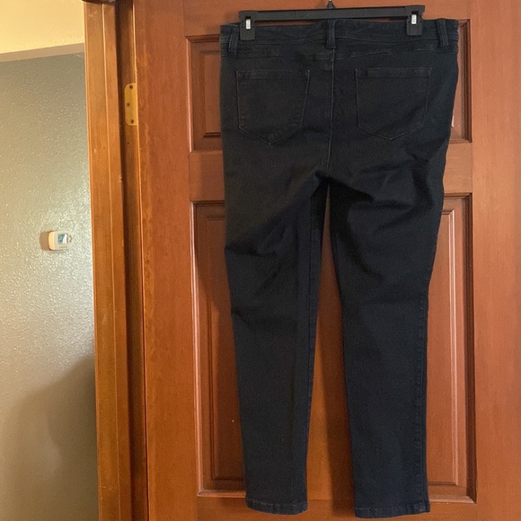Torrid Denim Black Jeans 5 pockets Size 14 - Picture 2 of 10